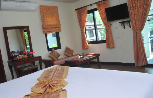 Resort The Hip @ Khao Lak