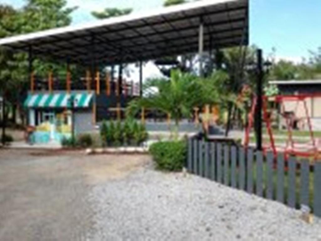 The Palm Village Resort 3*