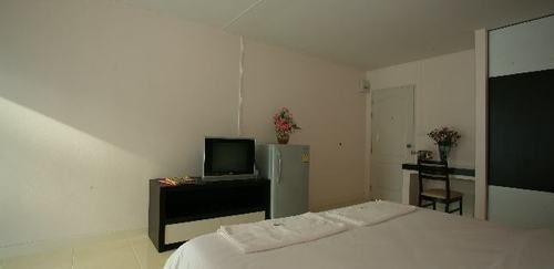 Similan Mansion 2*