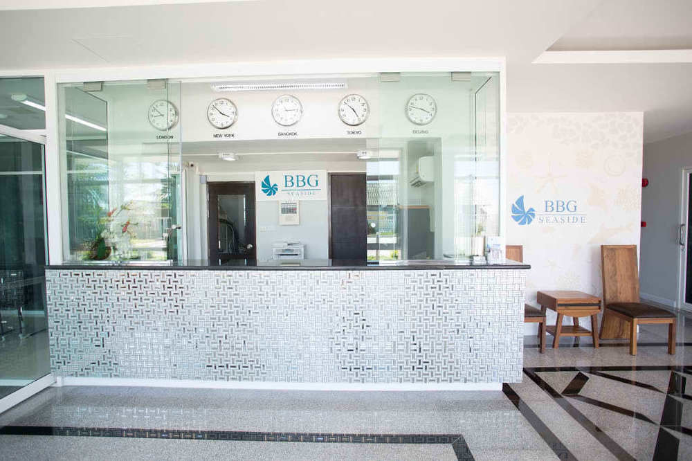 Bbg Seaside Luxurious Service 3* Bang Saen