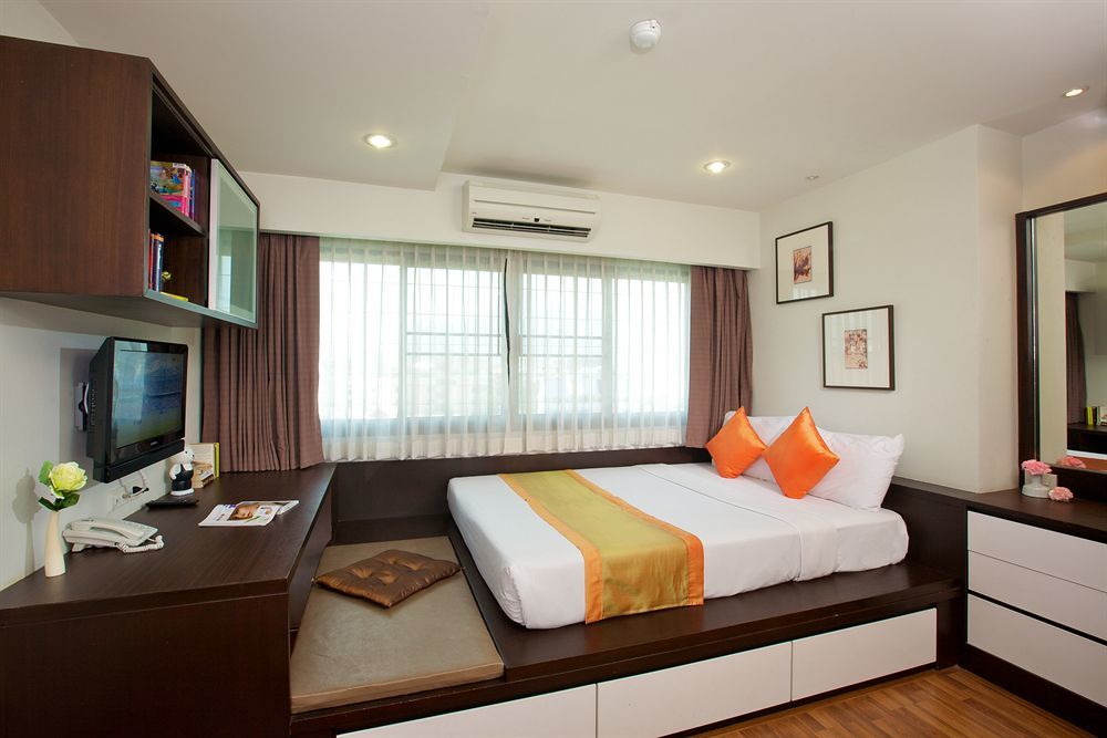 The Grand Napat Aparthotel 4*