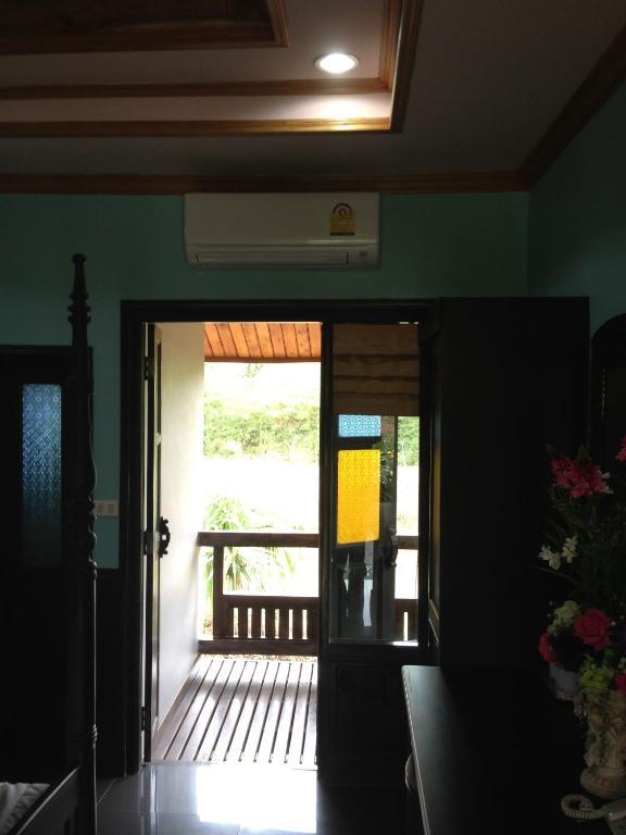 Wangnamkhao Khlong Thom