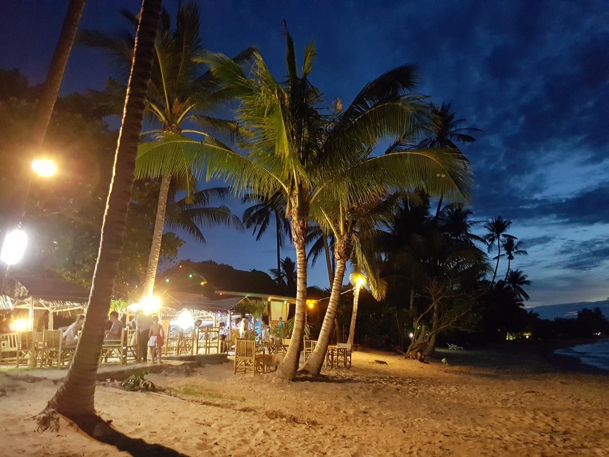 Villa Fleur At Beachfront With Private Pool And 20m To Beach Ban Bang Po