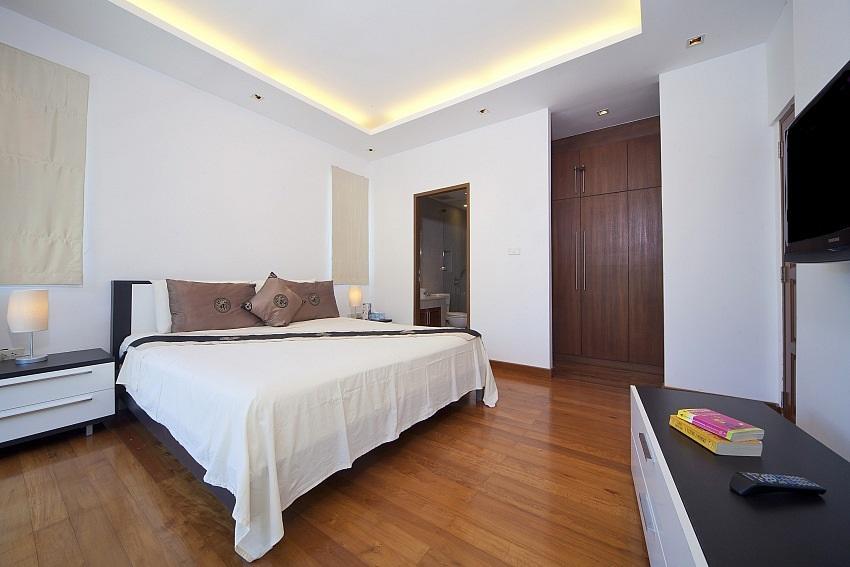 Jungle 5 Berooms Villa