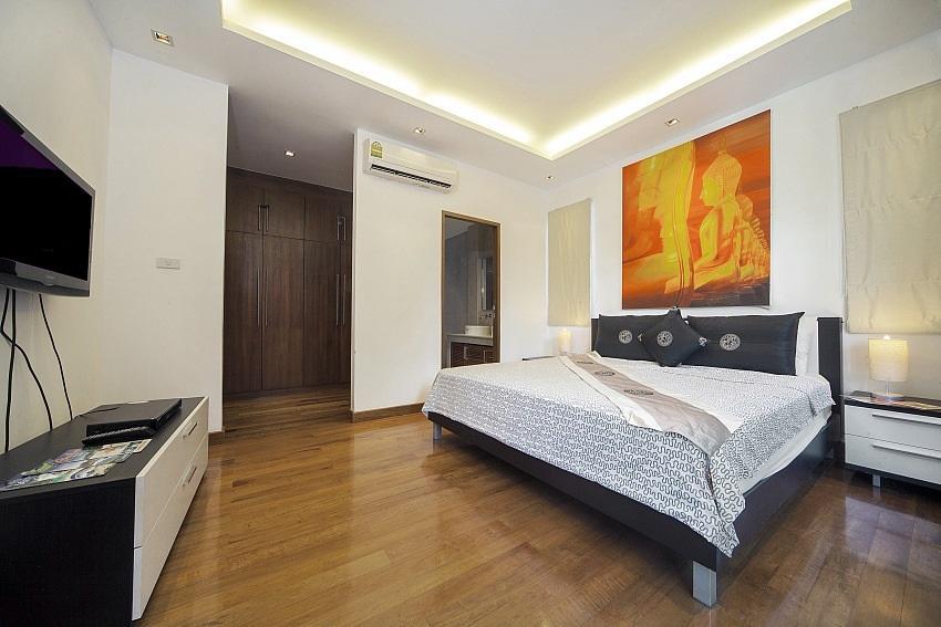 Jungle 5 Berooms Villa
