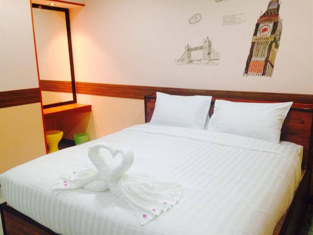 Airport Phuket Garden Resort 3*