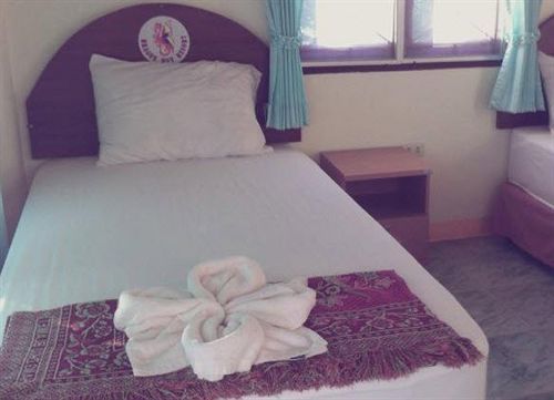 Resort Dragon Hut Haad Yao