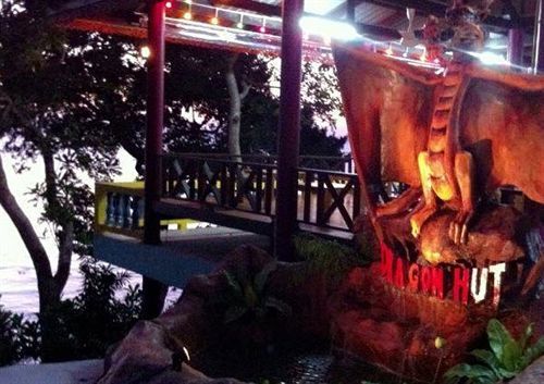 Dragon Hut 3*
