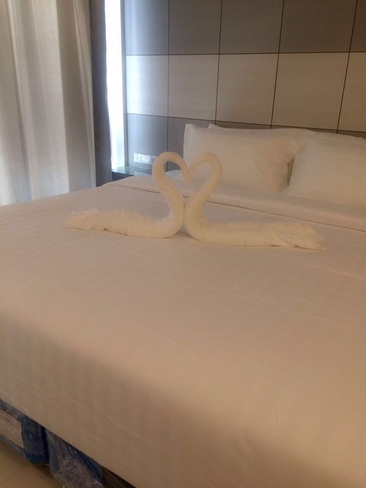 Sunset Beach Club & Spa Resort