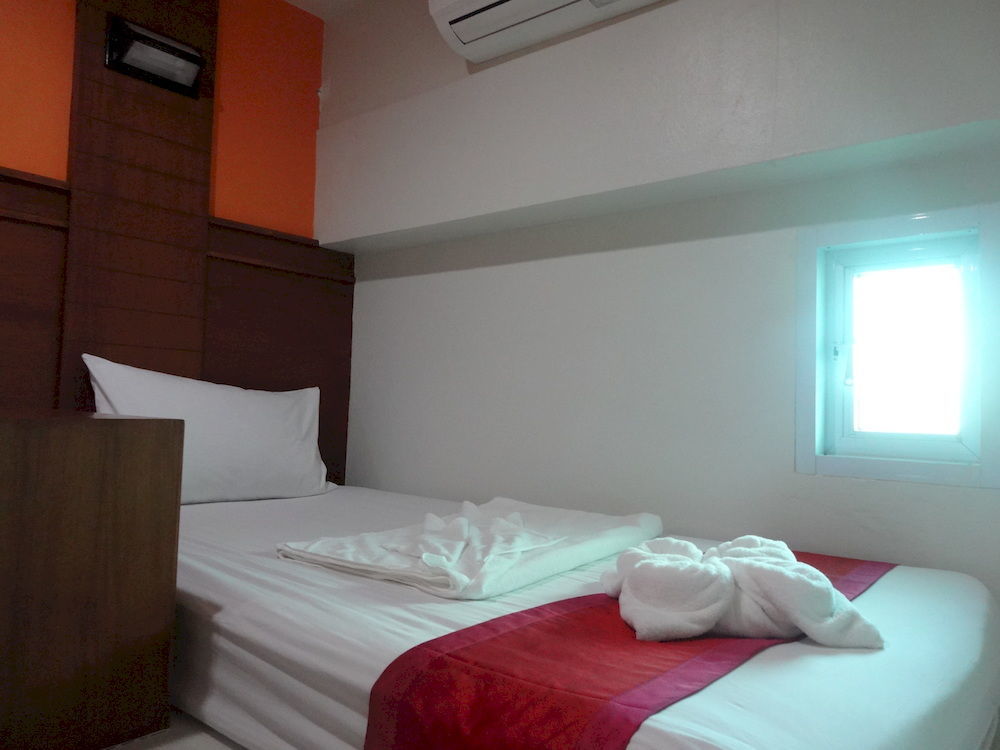 First And Frang - Koh Phangan