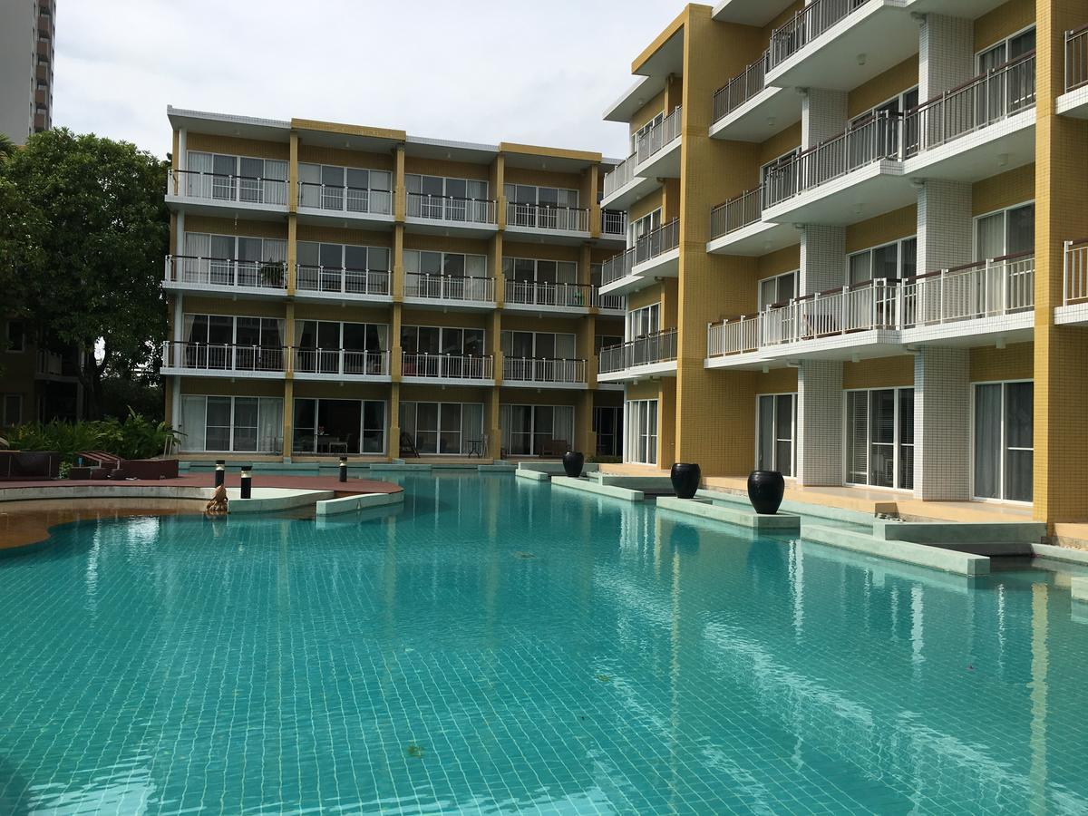 Seaside At Apartment