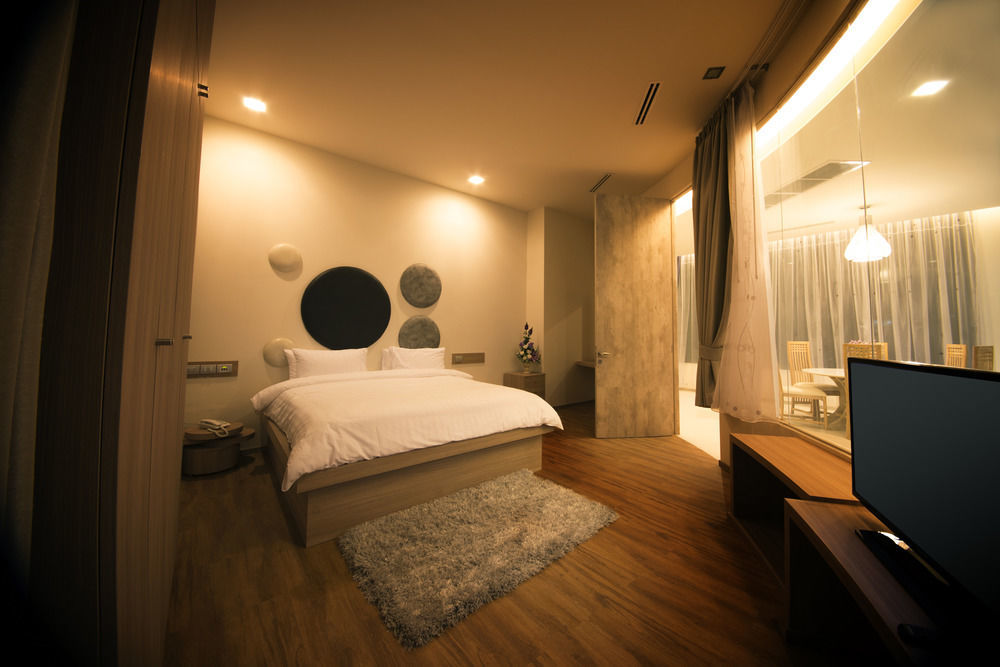 The Beverly Hills Hotel 4*