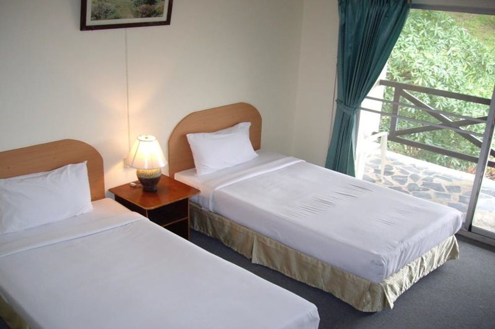 Hotel Khao Yai Wanalee And 3*