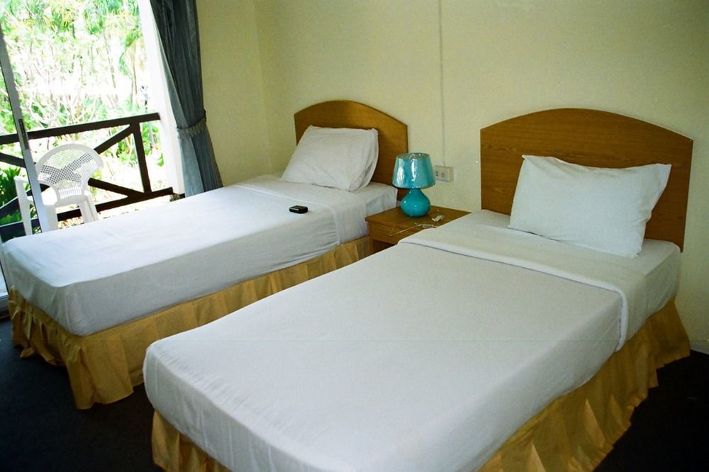 Khao Yai Wanalee And Hotel