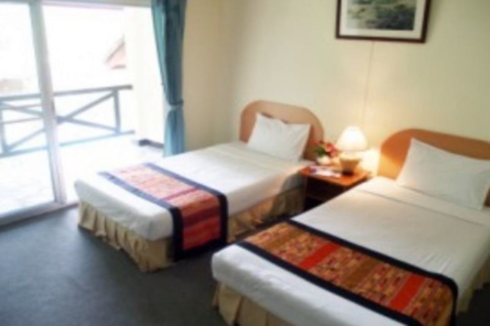 Hotel Khao Yai Wanalee And 3*