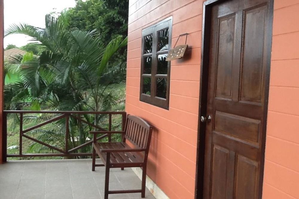 Khao Yai Wanalee And Hotel 3*