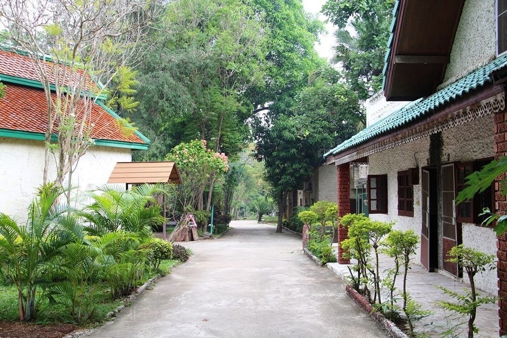Khao Yai Garden Hotel Pakchong