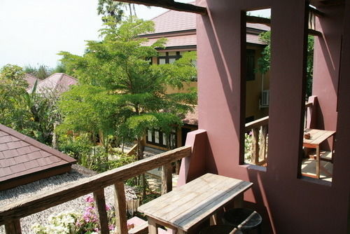 Baantoom Village And