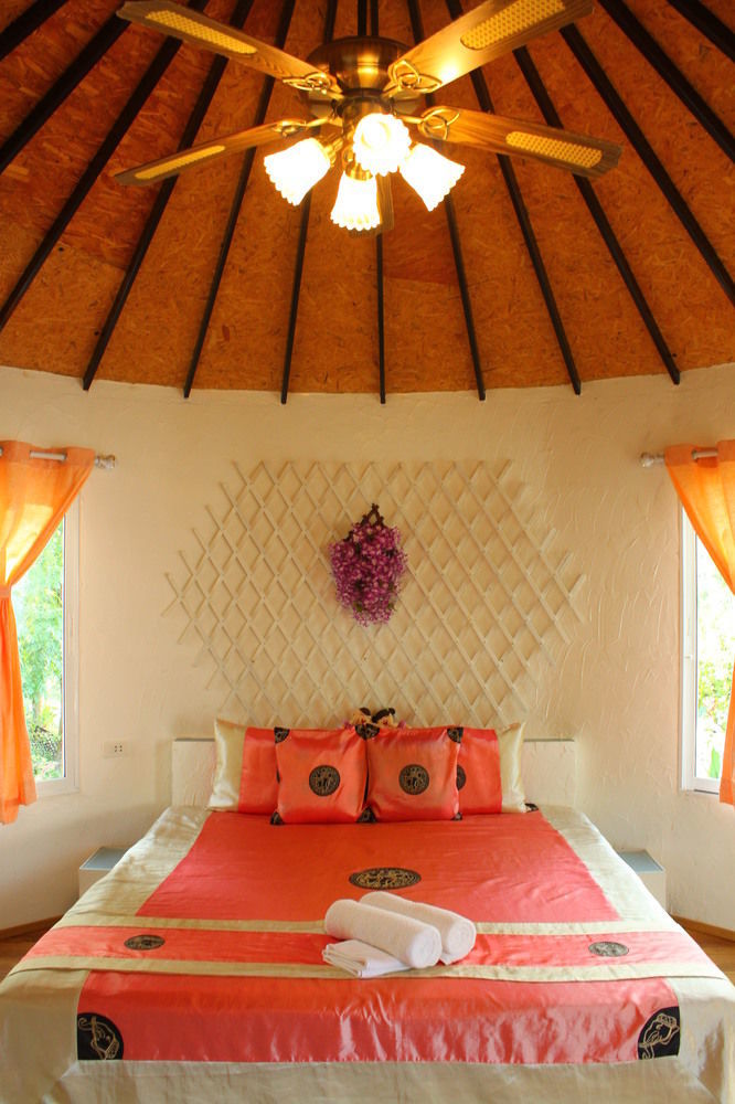 Hotel The Happiness 3*