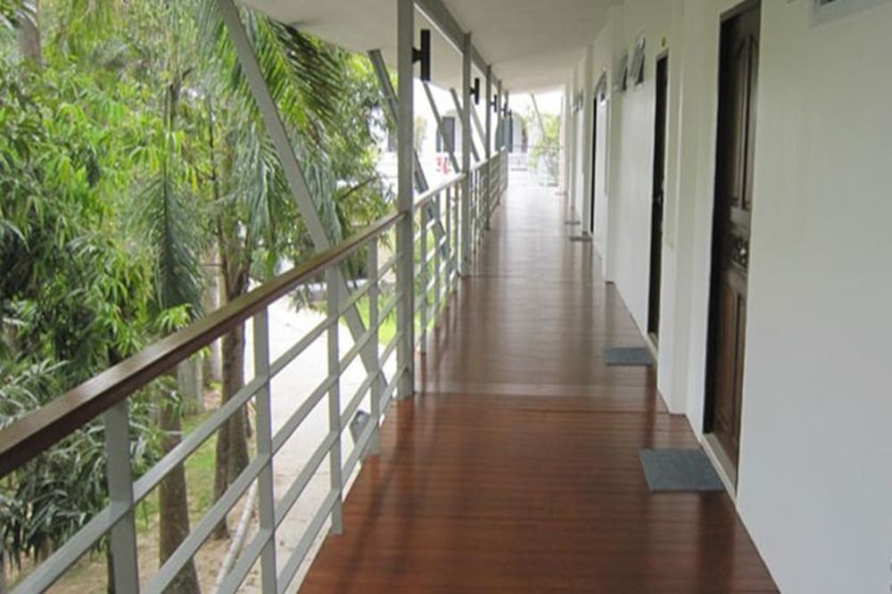 Hotel Baan Suan Khun Ta And Golf Ubon Ratchathani