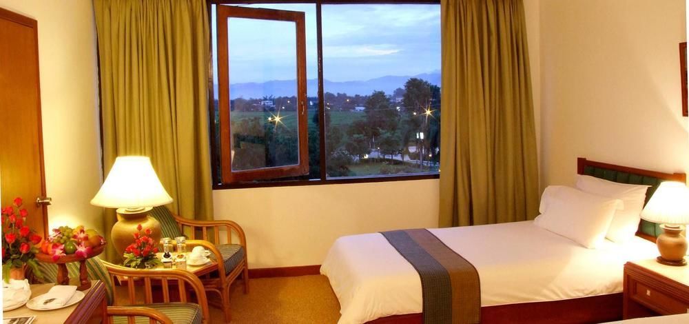 Centara Life 4*