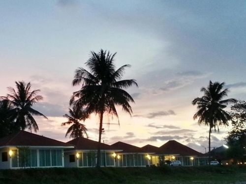 Star Light And Restaurant 3* Chumphon