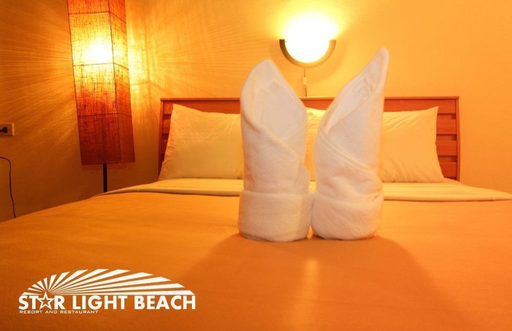 Star Light And Restaurant Chumphon