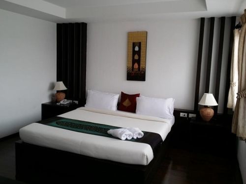 Hotel Nana Buri 3*