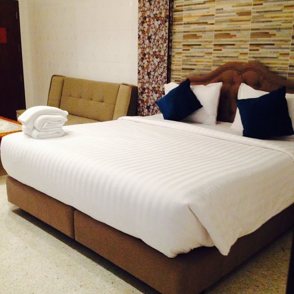 Salathai Hotel Chumphon