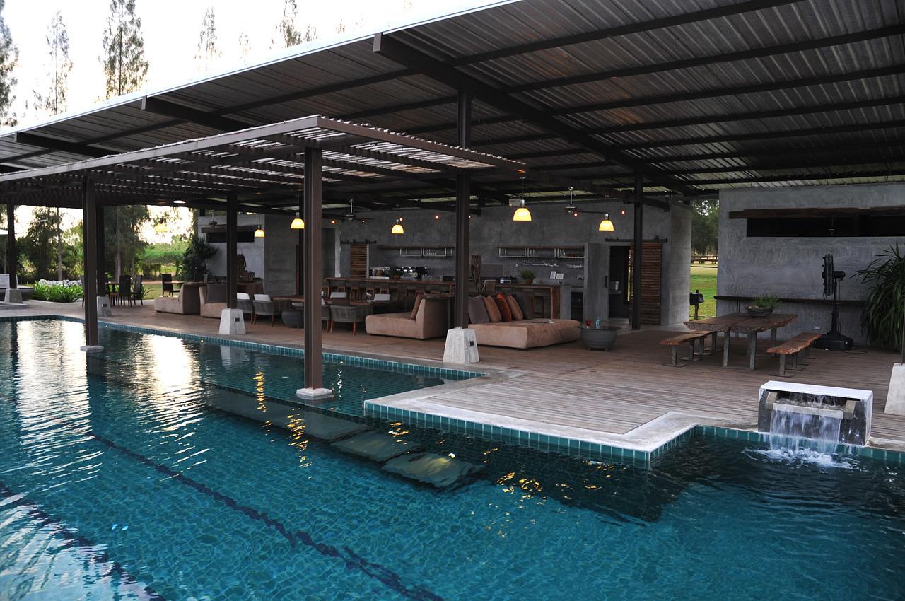 The At Polo Escape