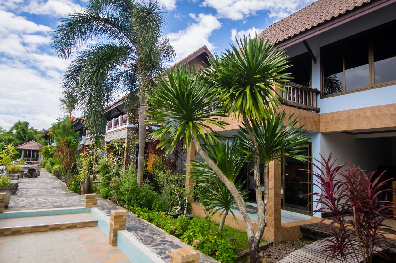 Baanrimnam Hotel 3*