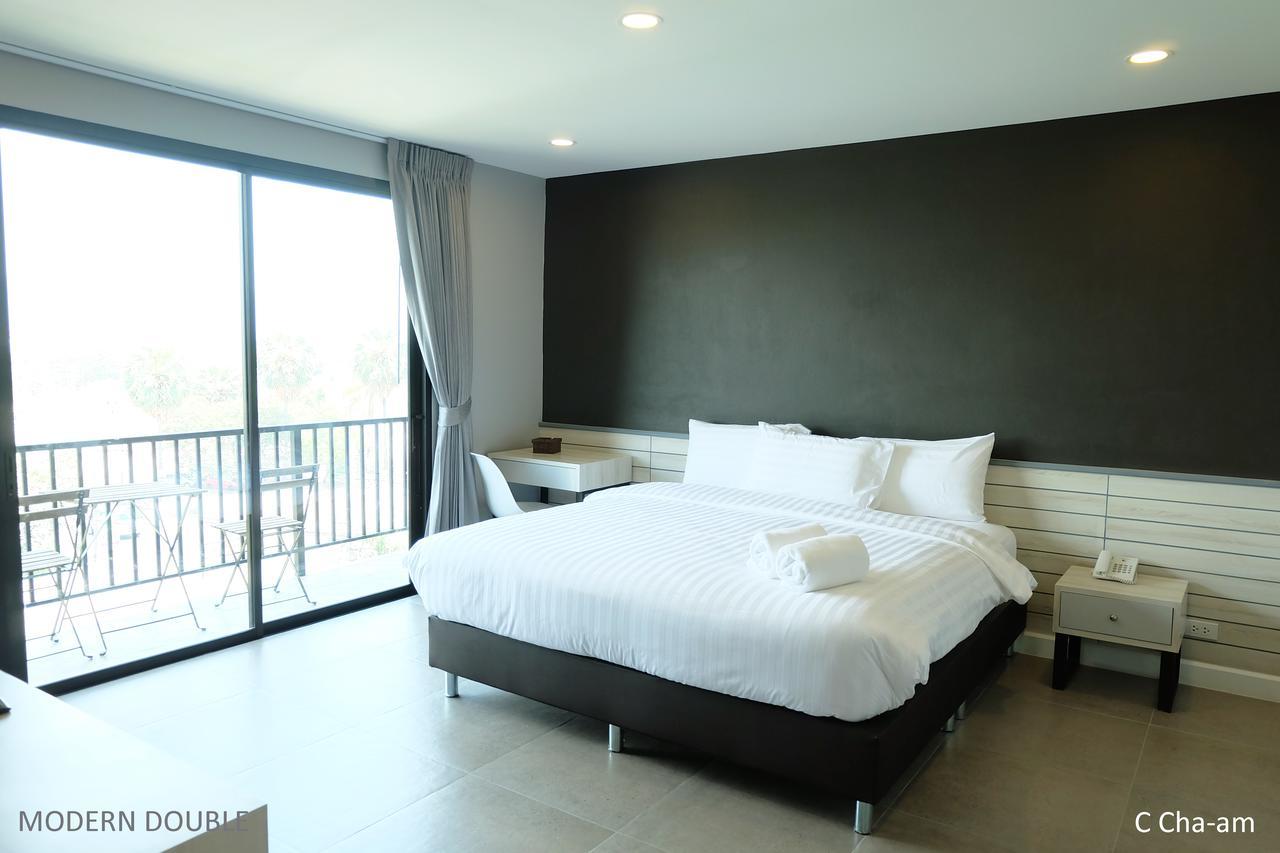 Hotel C