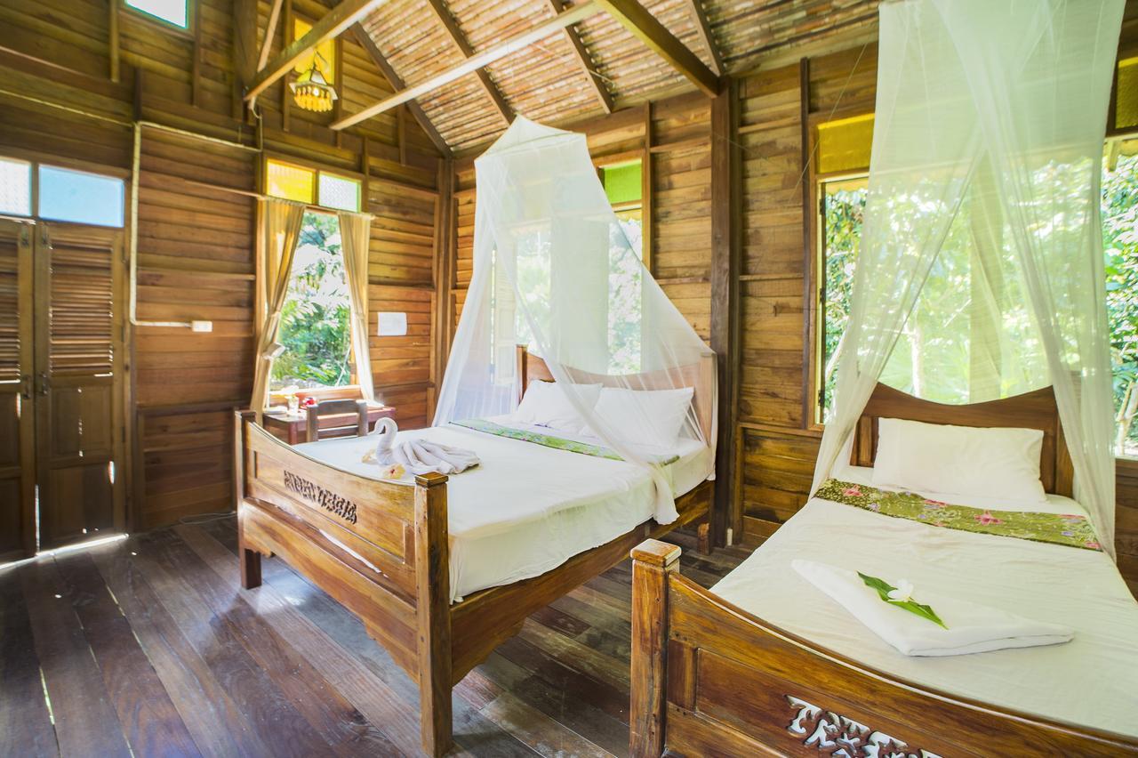 Resort Art's Riverview Khao Sok National Park