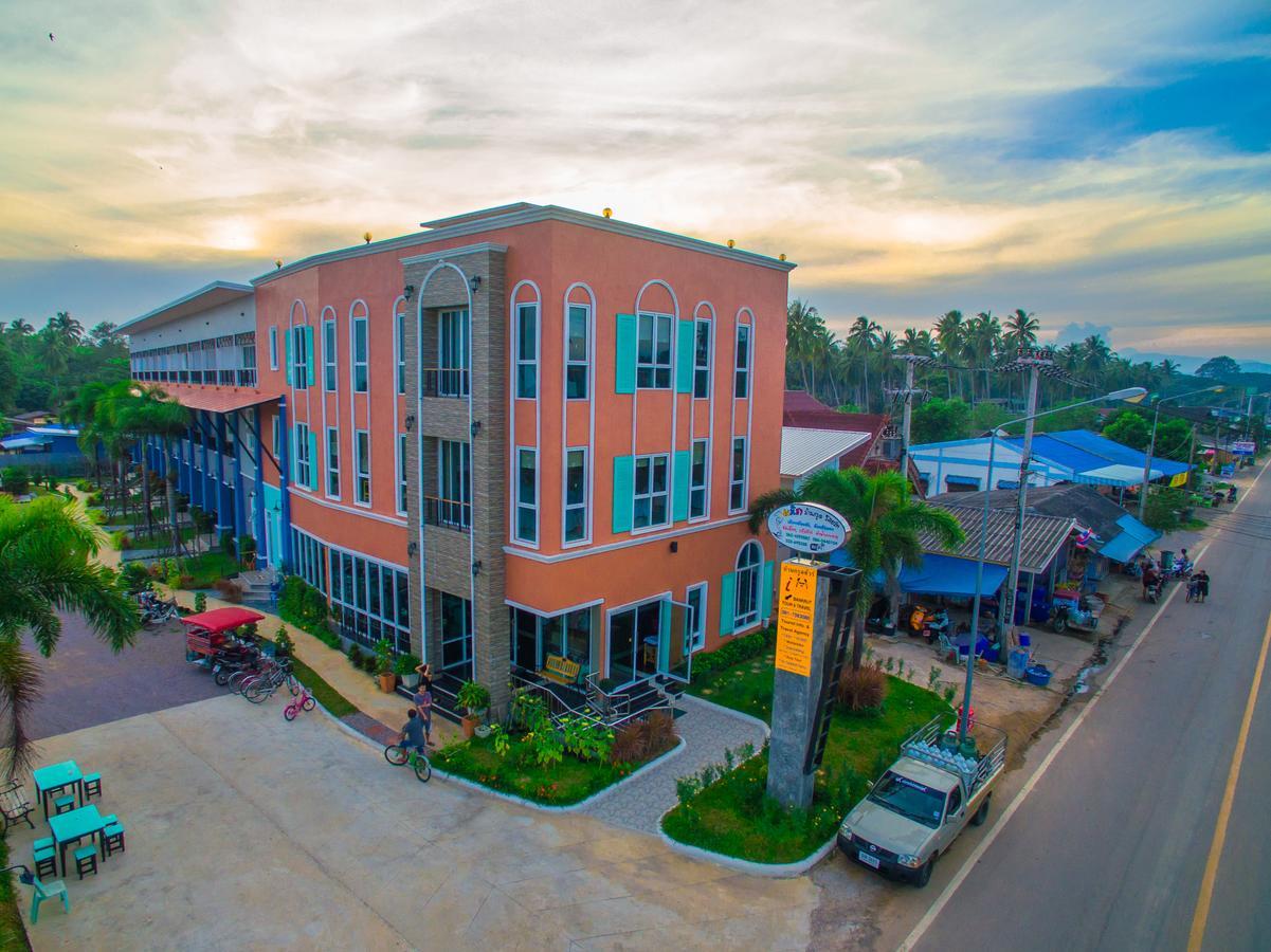 Na Nicha Hotel Ban Krut (Prachuap Khiri Khan)