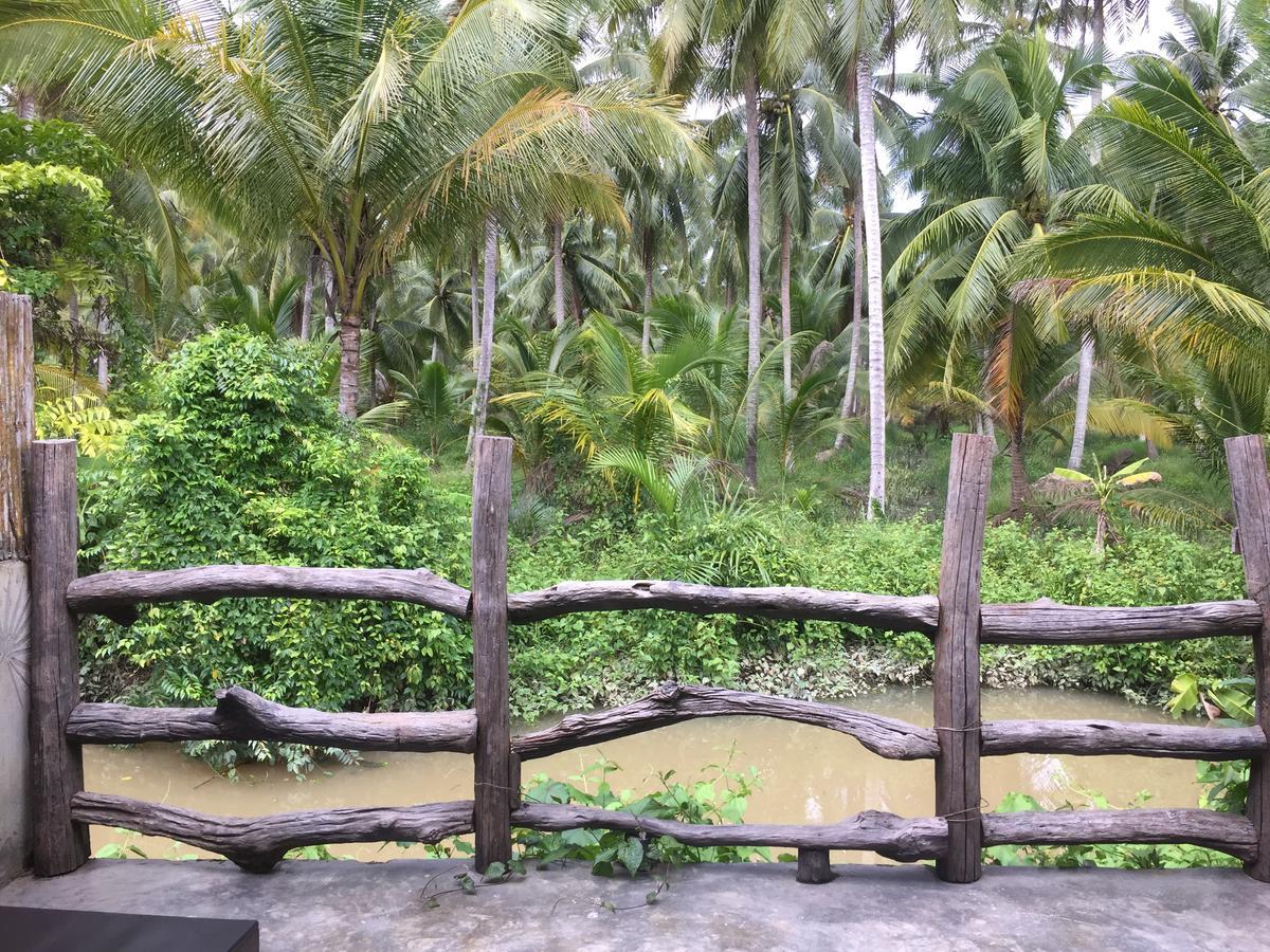 Resort Ruean Thai Nai Bang By Pansak