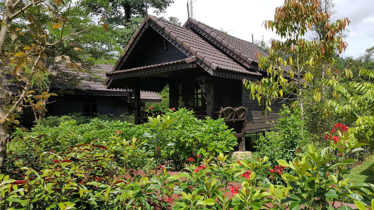 Montania Lifestyle 3* Khao Sok National Park