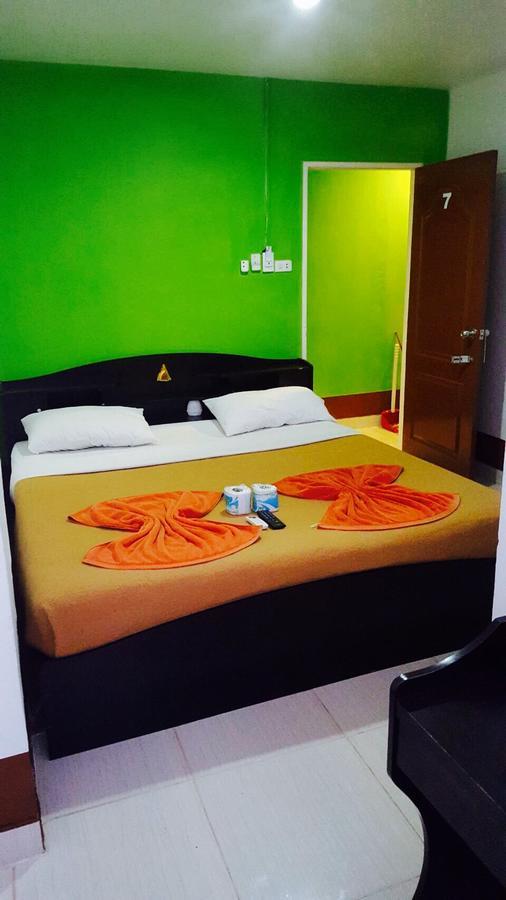 Lucky Guest house *