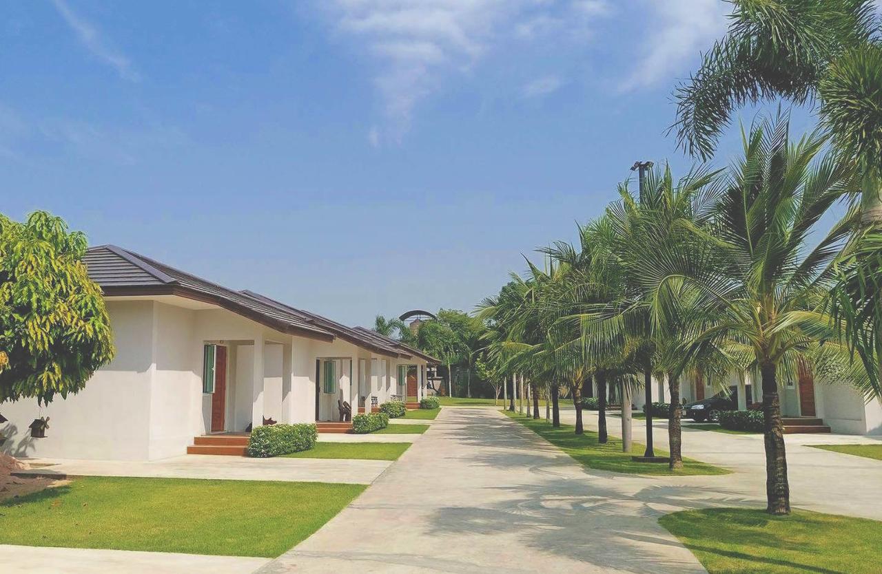 Resort The Brass Garden