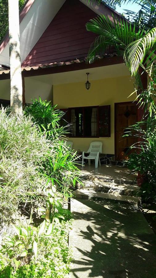 Holiday Guest house *