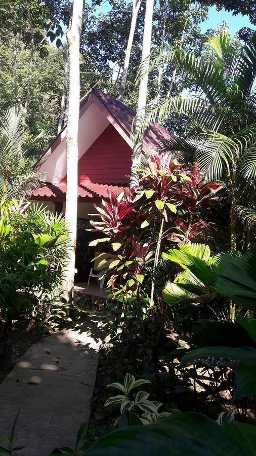 Holiday Guest house *