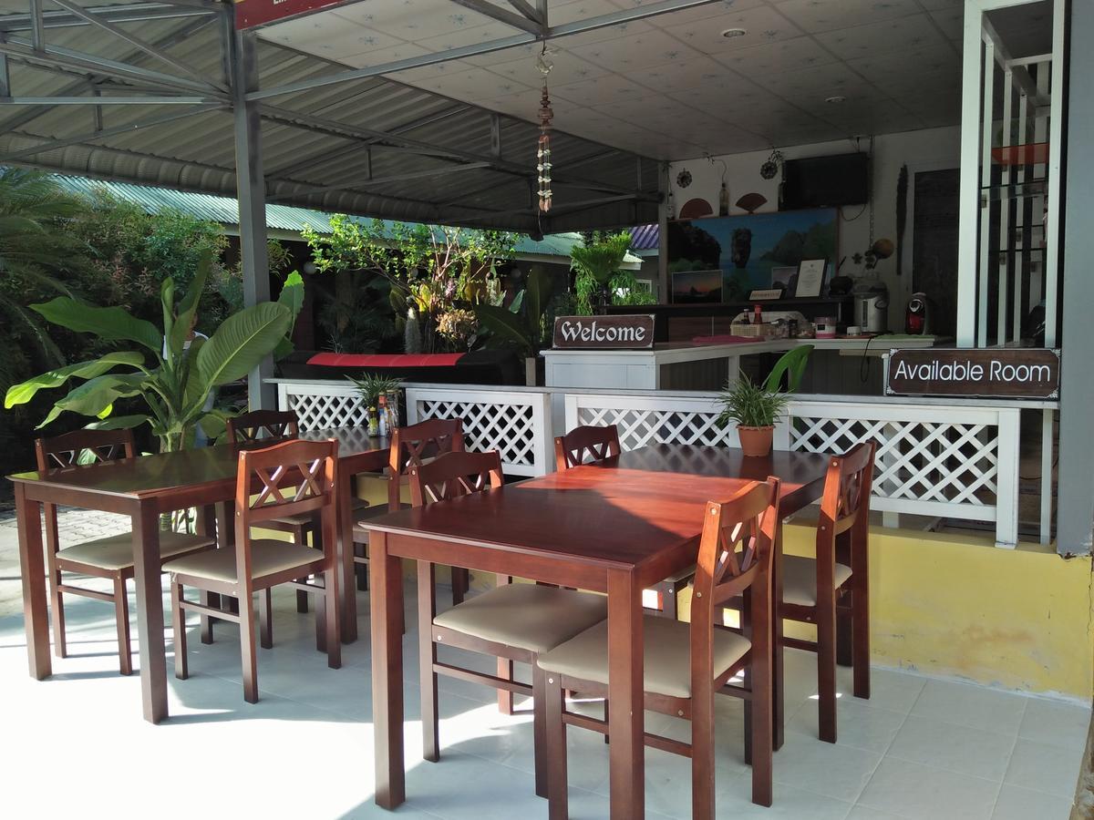 Guest house Khaolak Tusneem *