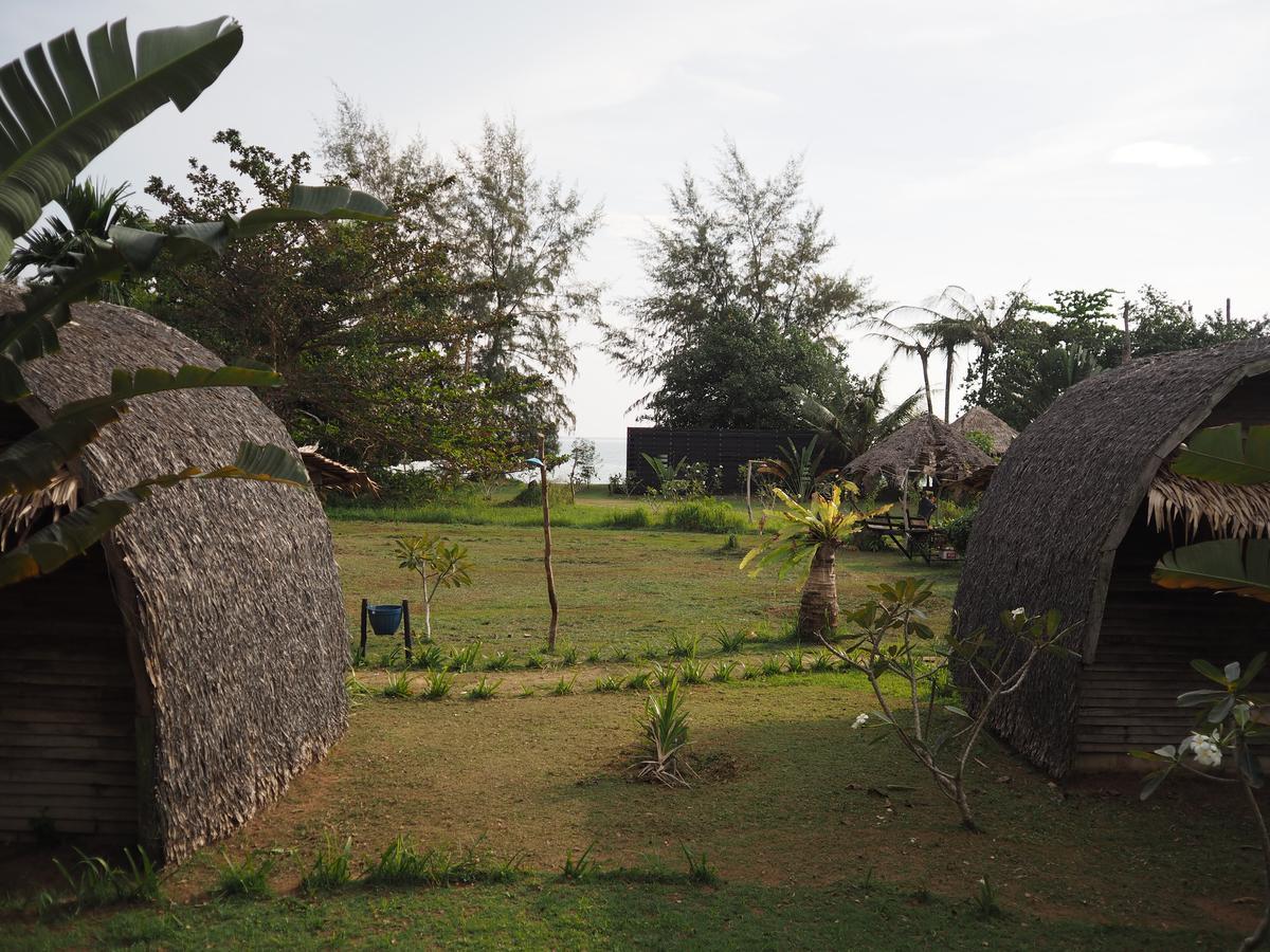 Monkey Island Resort 3*