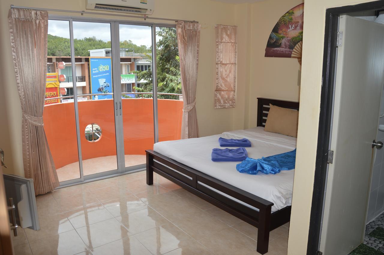 Living Guest house 2*