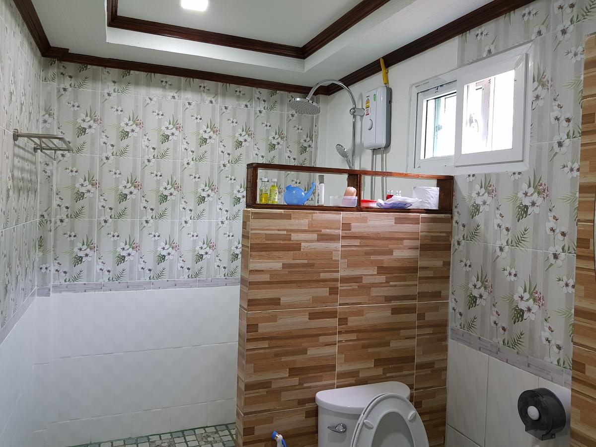 Suntisook Resort 2*