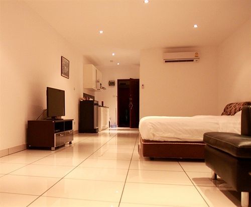 The Retreat Hotel