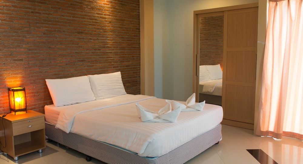 Thai Orange Magic 3*