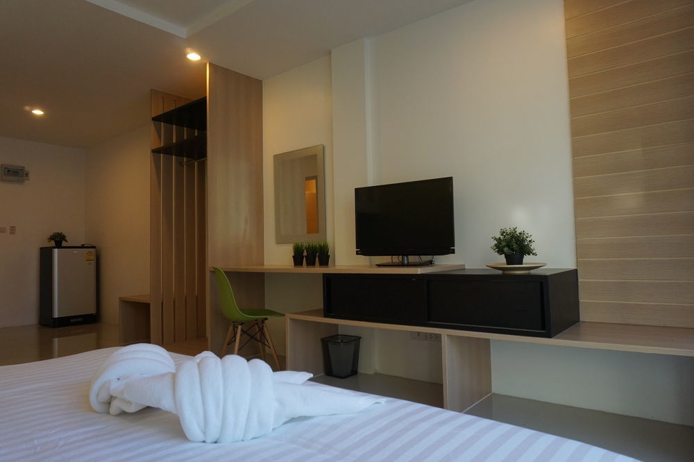 Beachwalk Hotel