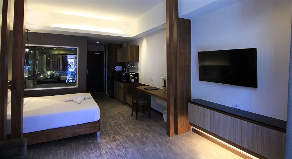 Serviced Hotel