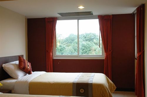 The Twelve Hotel