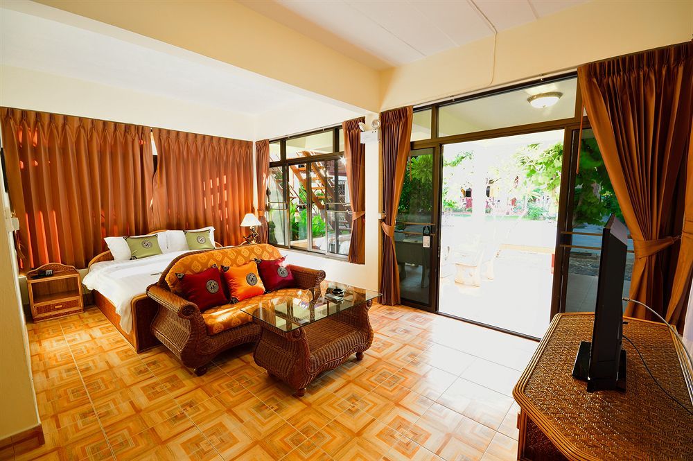 Avila Pattaya Resort 4*